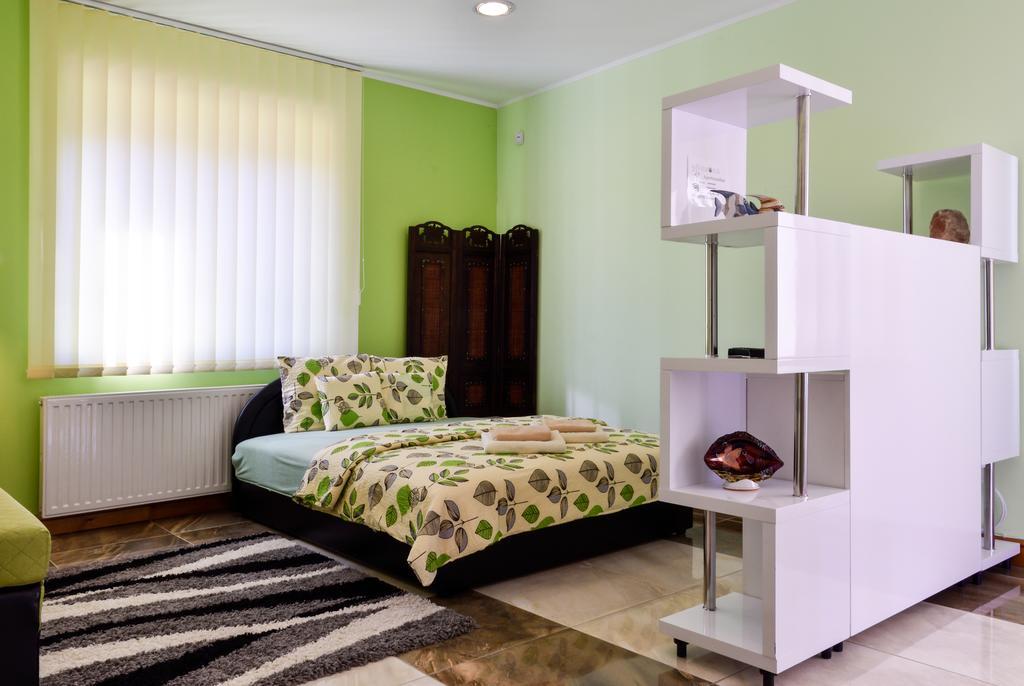 Appartement Harmonia Apartmanhaz Eger