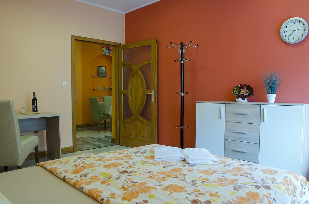 Appartement Harmonia Apartmanhaz Eger