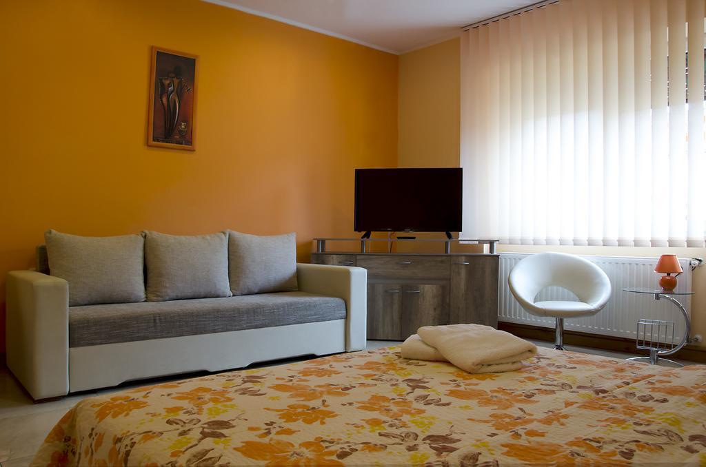 Harmonia Apartmanhaz Appartement Eger